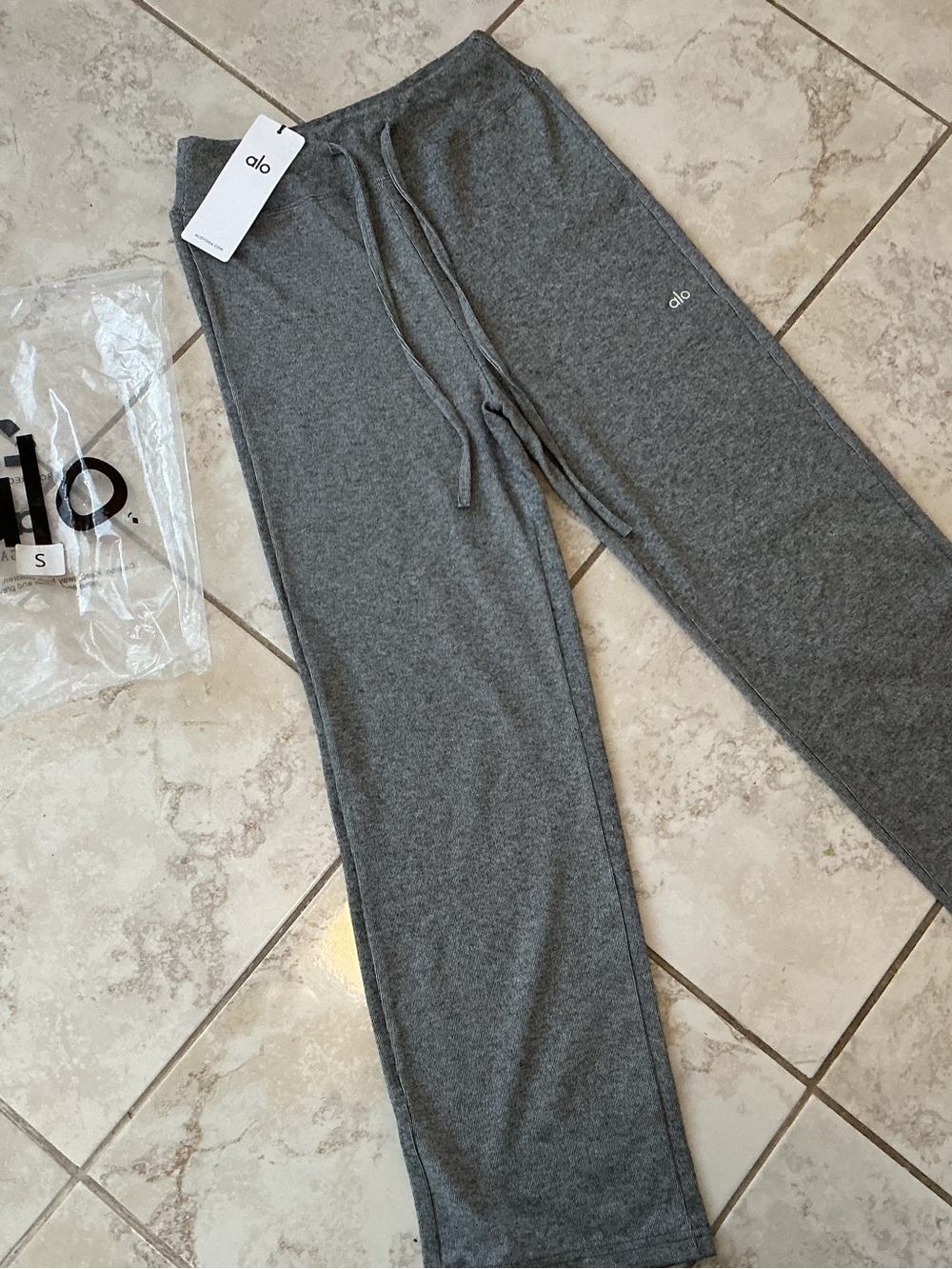 ALO Yoga Kids Charcoal Gray Drawstring Sweatpants